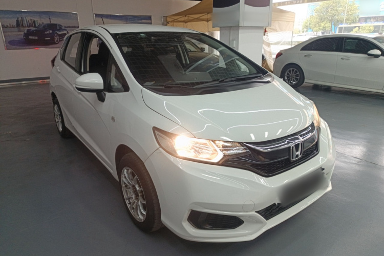 本田 飞度 2018款 1.5L 手动舒适版车身外观3