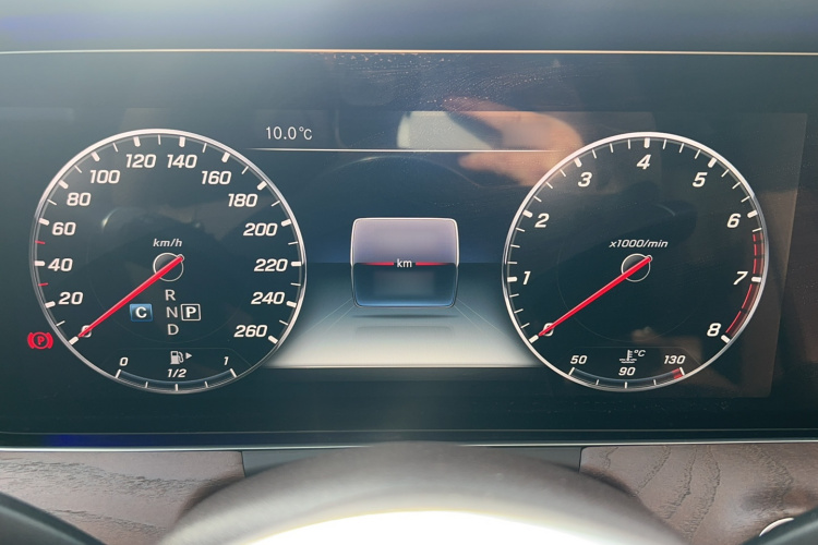 奔驰E级 2020款 改款 E 300 L 时尚型局部细节14