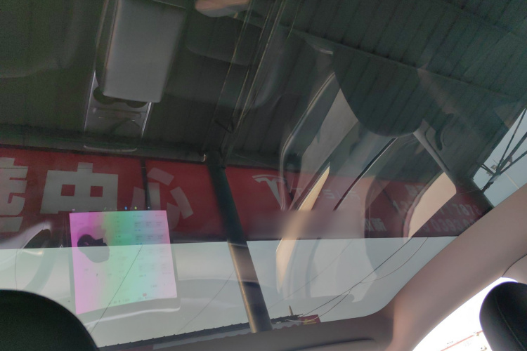 特斯拉 Model Y 2022款 改款 后轮驱动版中控内饰22