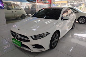 奔驰A级 2022款 A 180 L 运动轿车