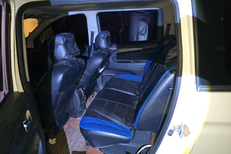 长安凯程 长安欧尚A600 2016款 1.5L 手动豪华型7座中控内饰21