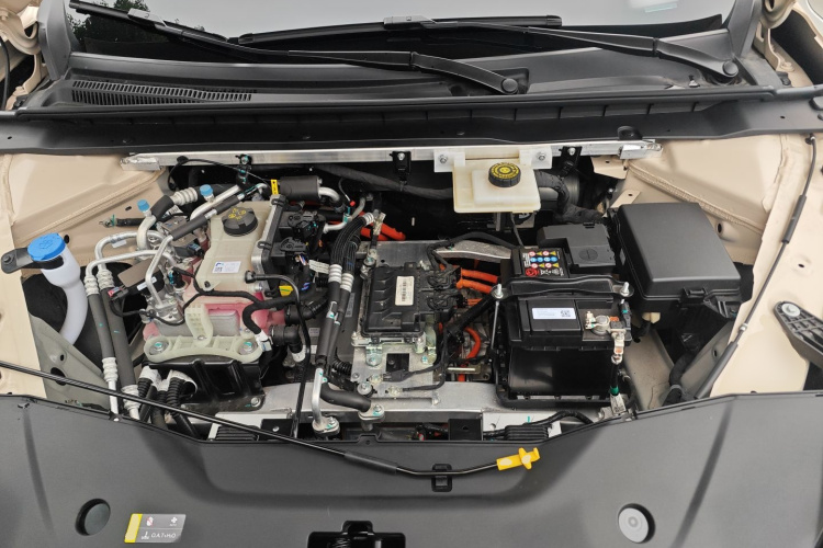 埃安 AION RT 2025款 520智享版机舱底盘24