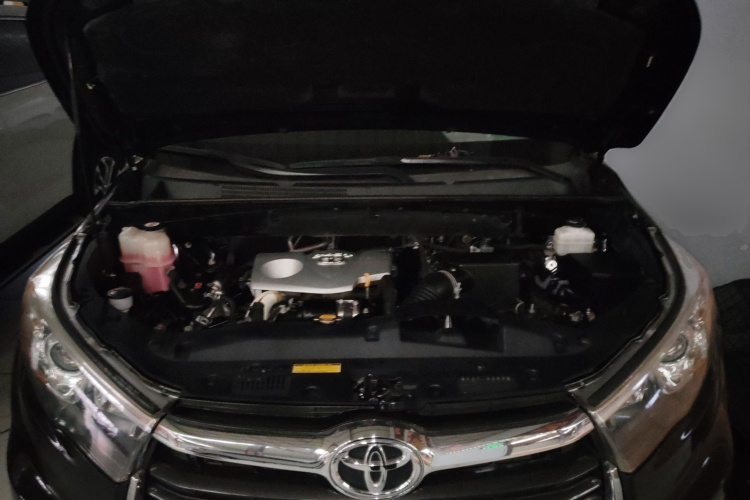 丰田 汉兰达 2015款 2.0T 两驱精英版 5座机舱底盘24