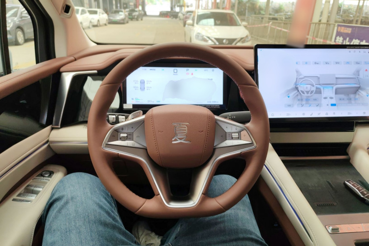 比亚迪 夏 2025款 DM-i 1.5T 180km 超越型局部细节13