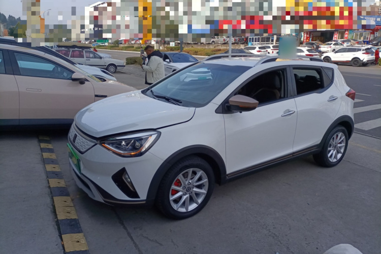 思皓E20X 2020款 心声版车身外观4