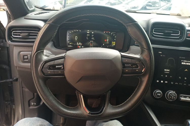 领克03 2022款 2.0TD DCT劲Pro中控内饰13