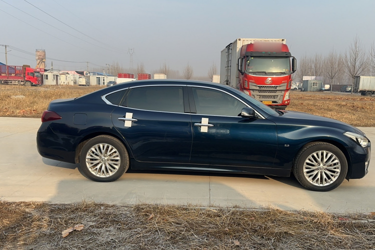 英菲尼迪Q70 2017款 Q70L 2.5L 悦享版车身外观6003