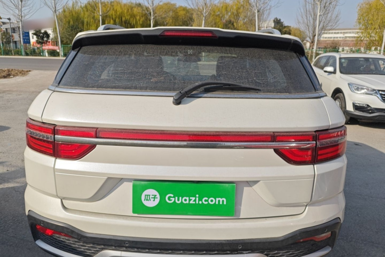 陆风X7 2018款 劲越 1.5T 全景至尊型车身外观6