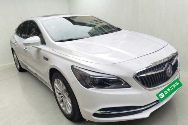 别克 君越 2016款 28T 豪华型车身外观3