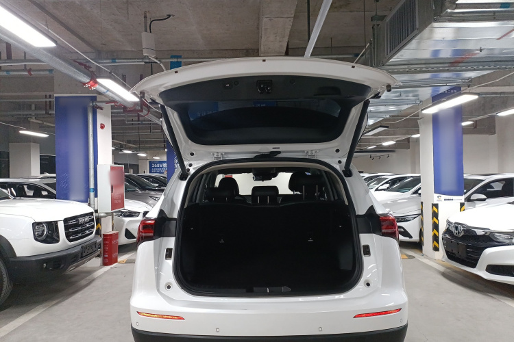 哈弗H6 2024款 2.0T 四驱Max机舱底盘23