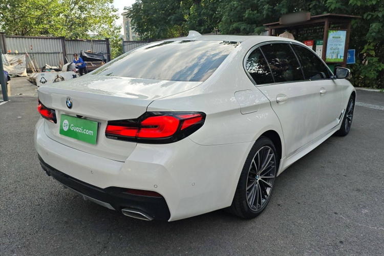 宝马5系 2021款 改款 530Li 领先型 M运动套装车身外观6005