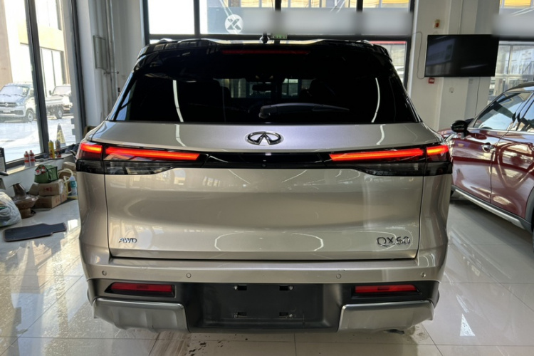 英菲尼迪QX60 2022款 2.0T 四驱卓越版车身外观6003