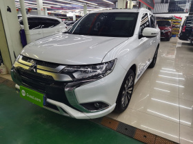 三菱 欧蓝德 2021款 改款 2.0L 两驱畅享版 5座