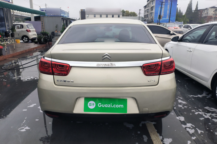 雪铁龙 C4世嘉 2016款 1.6L 自动舒适型车身外观6