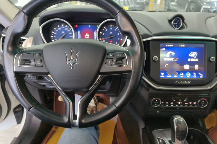 玛莎拉蒂 Ghibli 2014款 3.0T 标准版中控内饰7002