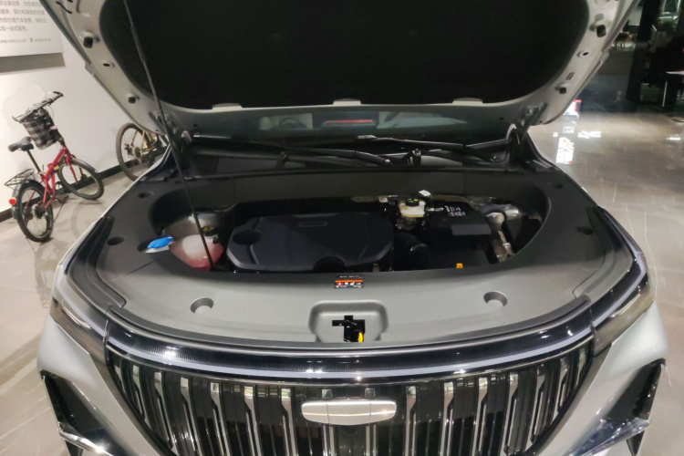 吉利汽车 博越L 2025款 第四代 1.5TD DCT 扬帆机舱底盘24