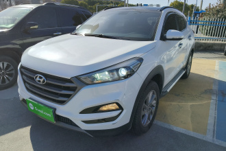 现代 途胜 2015款 2.0L 自动两驱智能型