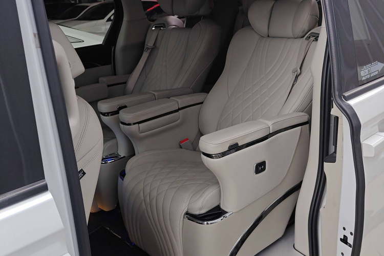 别克GL8 2022款 ES陆尊 653T 舒适型中控内饰7004