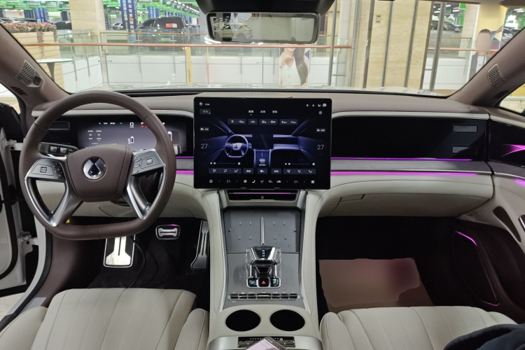 腾势Z9GT 2024款 1100四驱Ultra版中控内饰12