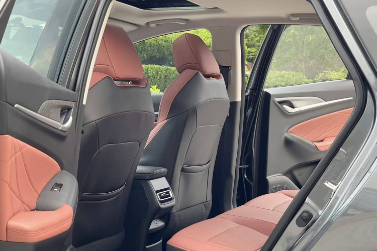 长安 逸动 2025款 PLUS 1.4T 双离合高能版中控内饰7004