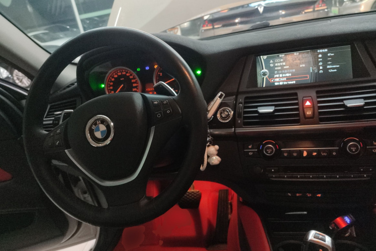 宝马X6 2014款 xDrive35i 运动型中控内饰12
