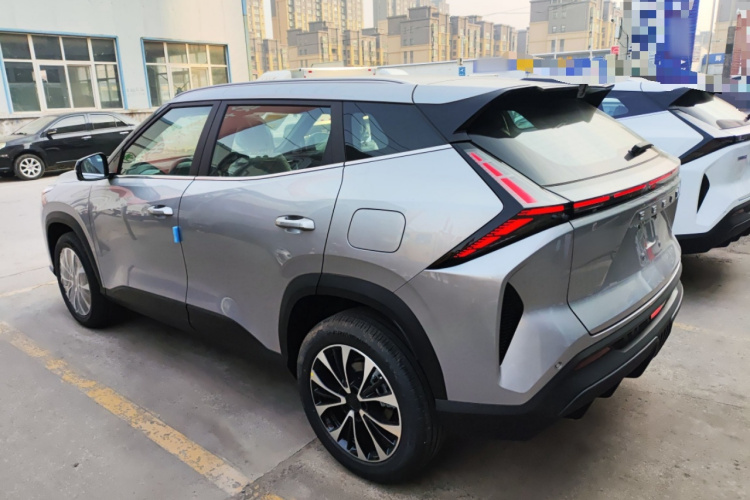 吉利汽车 博越 2026款 1.5TD 向往车身外观4