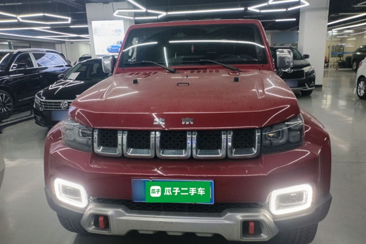 北京BJ40 2019款 PLUS 2.3T 自动四驱尊享版 国VI车身外观2