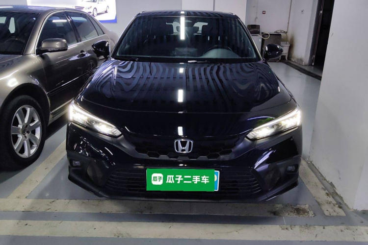 本田 思域 2023款 HATCHBACK 240TURBO 手动极劲版车身外观2