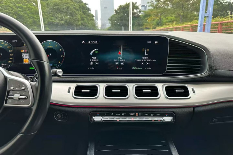 奔驰GLE轿跑 2020款 GLE 450 4MATIC 轿跑SUV 时尚型中控内饰7005