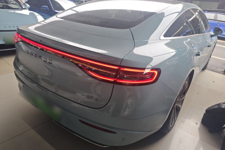 鸿蒙智行 智界S7 2024款 Max+车身外观7