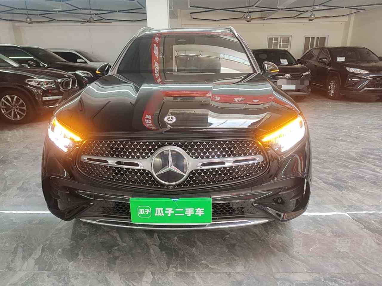 奔驰GLC 2023款 GLC 300 L 4MATIC 动感型 5座(1)