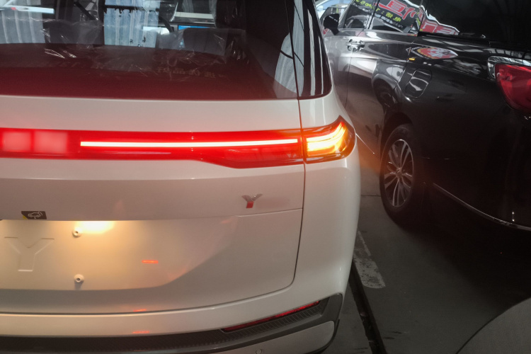 埃安 AION Y 2025款 Plus 510 智享版车身外观6006