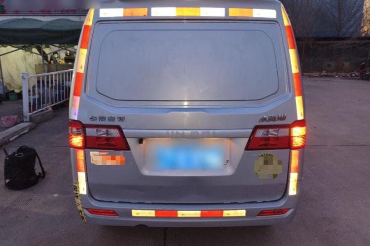 金杯 小海狮X30 2020款 1.5L 厢货超享型国VI SWC15M车身外观6