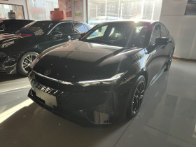 长安UNI-V 智电iDD 2024款 蓝鲸智电iDD 136km 智酷型