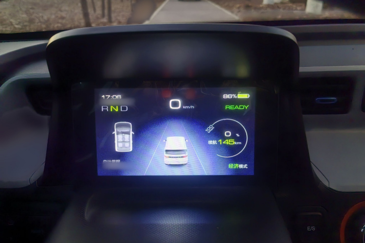 五菱汽车 宏光MINIEV 2022款 悦享款 三元锂中控内饰7003