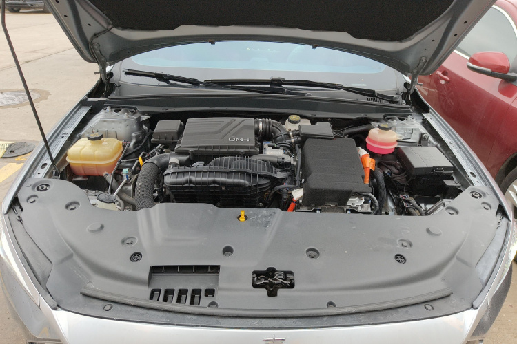 比亚迪 秦PLUS 2021款 DM-i 55KM 旗舰型局部细节24