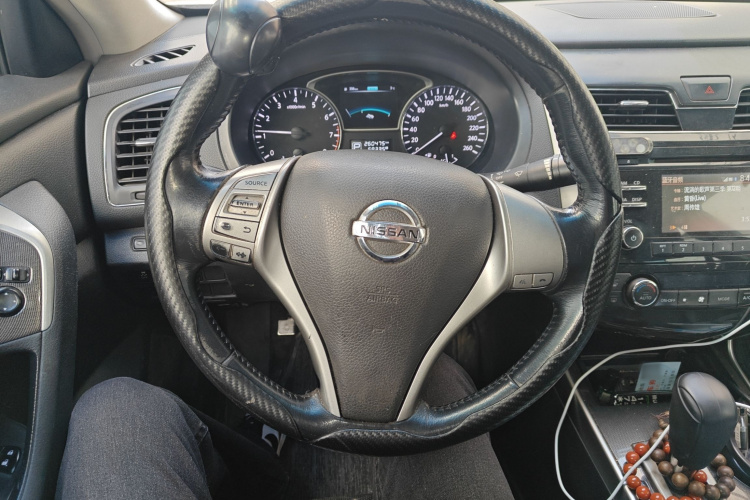 日产 天籁 2014款 2.0L XL Upper科技版局部细节13