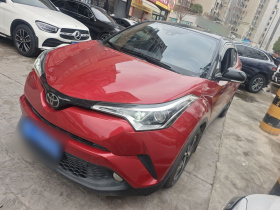 丰田C-HR 2018款 2.0L 领先天窗版 国VI