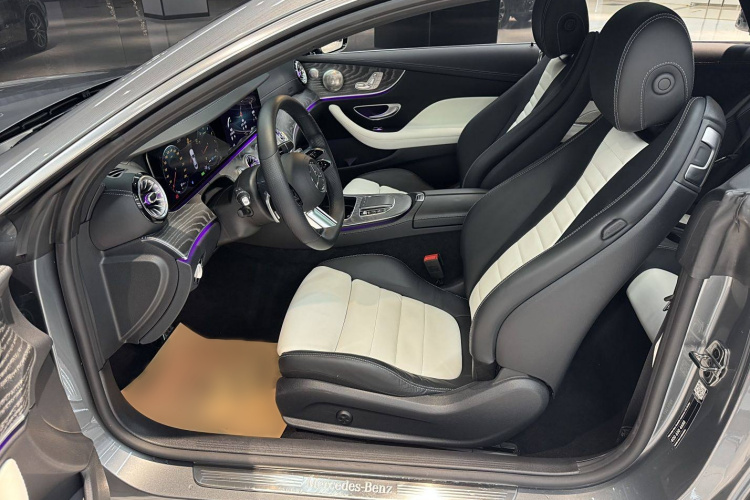 奔驰E级(进口) 2021款 E 260 轿跑车中控内饰7004