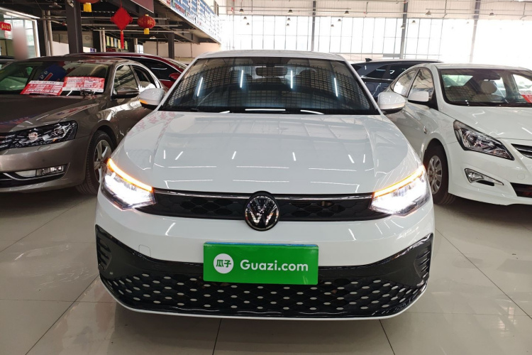 大众 朗逸 2023款 新锐 1.5L 自动新逸版车身外观2