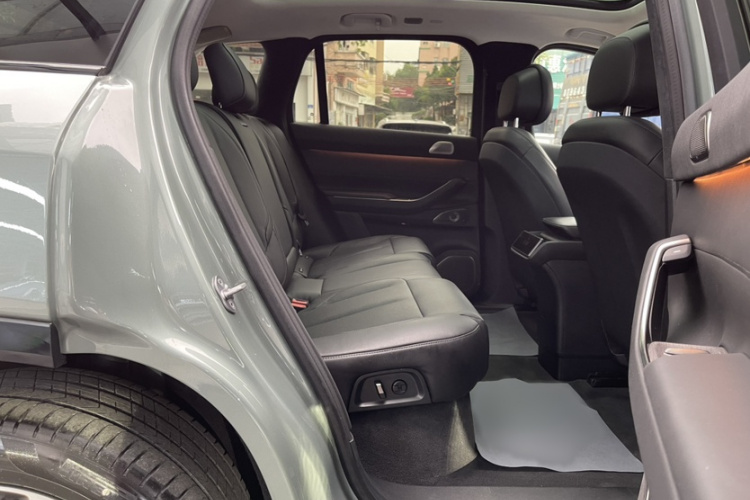 蔚来ES7 2022款 100kWh中控内饰7007