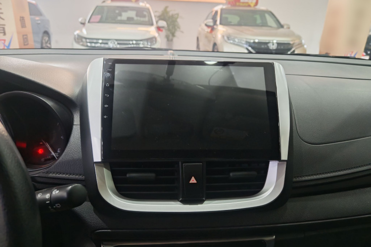 丰田 YARiS L 致炫 2021款 致炫X 1.5L CVT领先版中控内饰7008