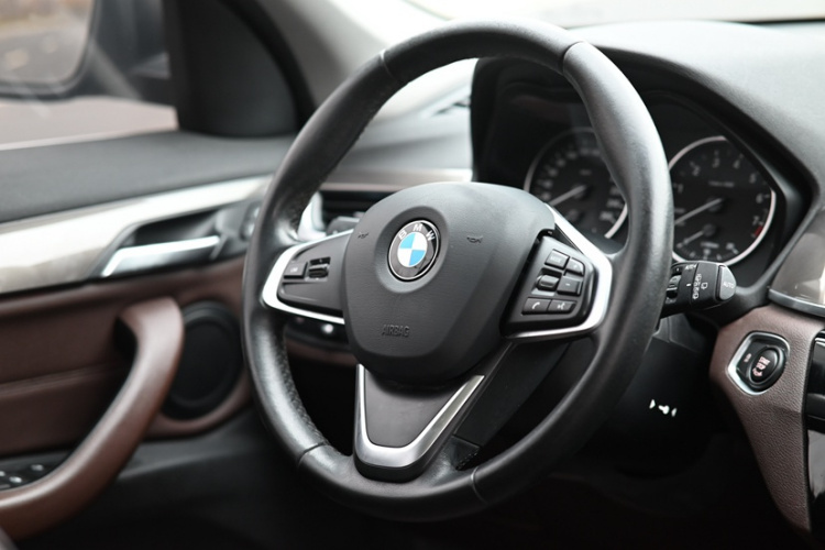 宝马X1 2016款 sDrive18Li 豪华型中控内饰7007