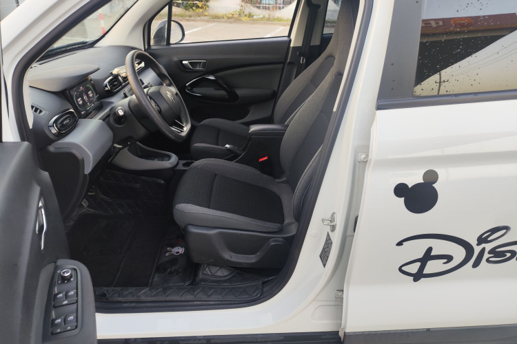 零跑汽车 零跑T03 2021款 400舒适版局部细节19