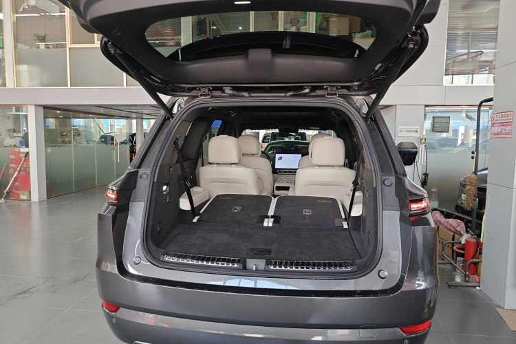 理想汽车 理想L9 2024款 Ultra局部细节23