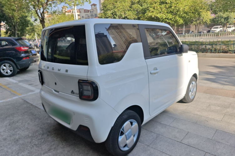 吉利银河 2023款 熊猫mini 200km 耐力熊车身外观7