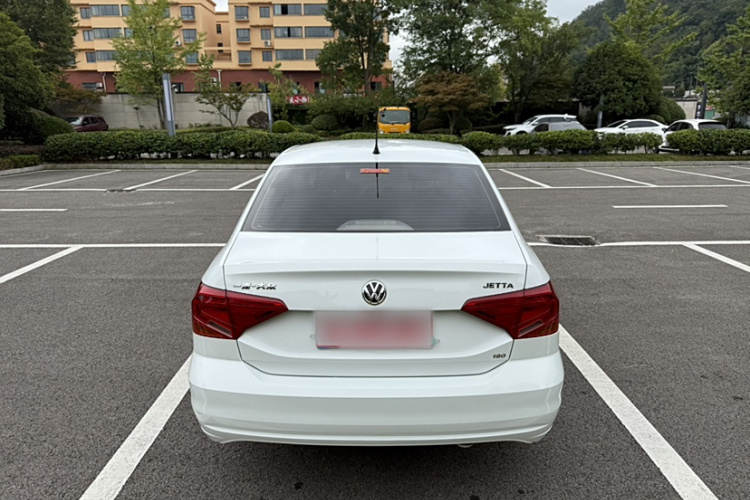 大众 捷达 2017款 1.5L 手动时尚型车身外观6006