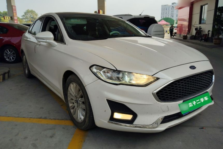 福特 蒙迪欧 2020款 EcoBoost 180 时尚型车身外观3