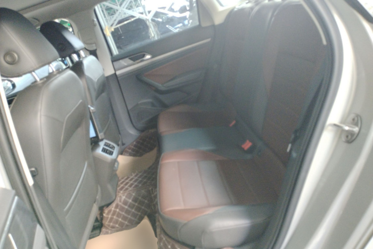 大众 朗逸 2019款 1.5L 自动舒适版 国VI中控内饰7004