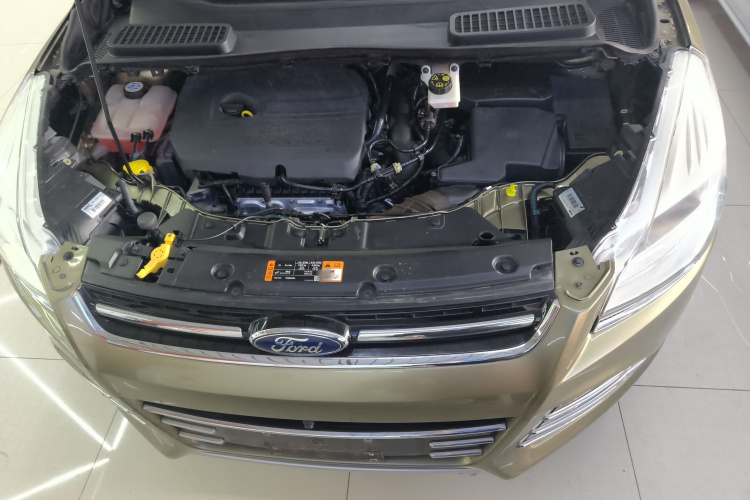 福特 翼虎 2015款 1.5L GTDi 两驱风尚型机舱底盘24